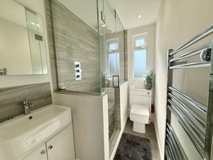 Photo 21- click for photo gallery